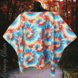 GROOVY GLAM Handmade Tie Dye Classic Fleece Poncho Red White and Blue